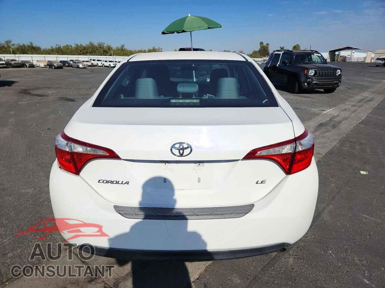 TOYOTA COROLLA 2015 - 5YFBURHE3FP188240