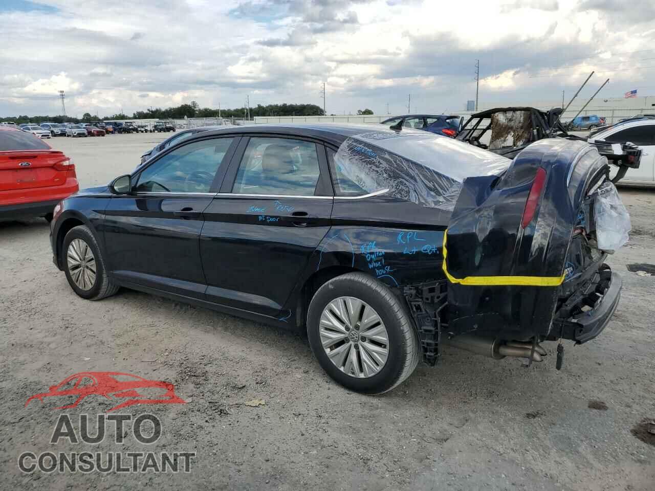 VOLKSWAGEN JETTA 2019 - 3VWCB7BU5KM266076