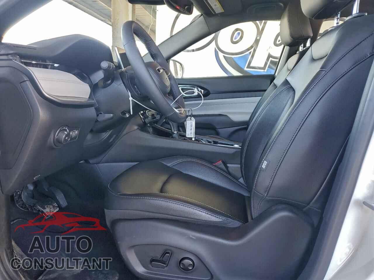 JEEP COMPASS 2025 - 3C4NJDCN0ST605451