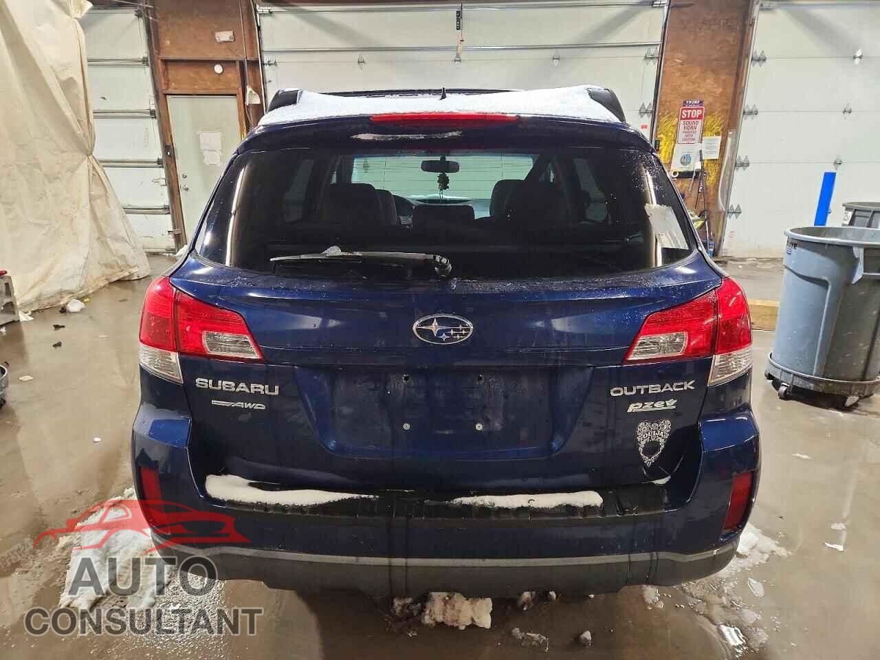 SUBARU OUTBACK 2011 - 4S4BRBKC8B3422712