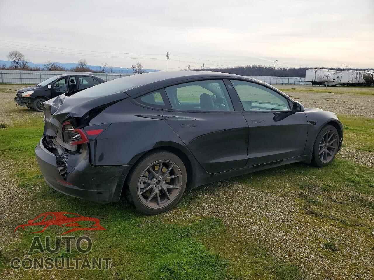 TESLA MODEL 3 2021 - 5YJ3E1EB0MF080129