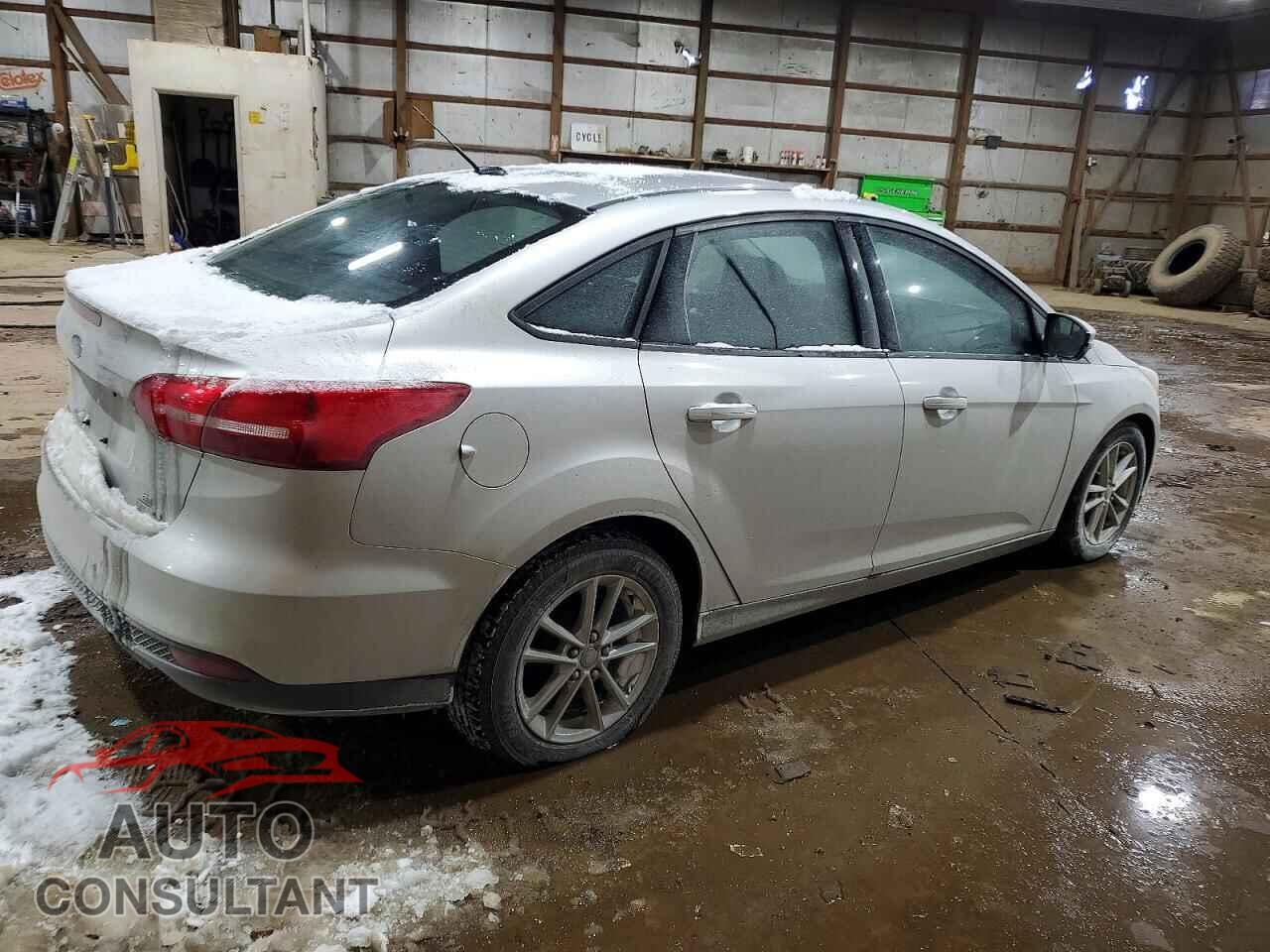 FORD FOCUS 2016 - 1FADP3F28GL224851