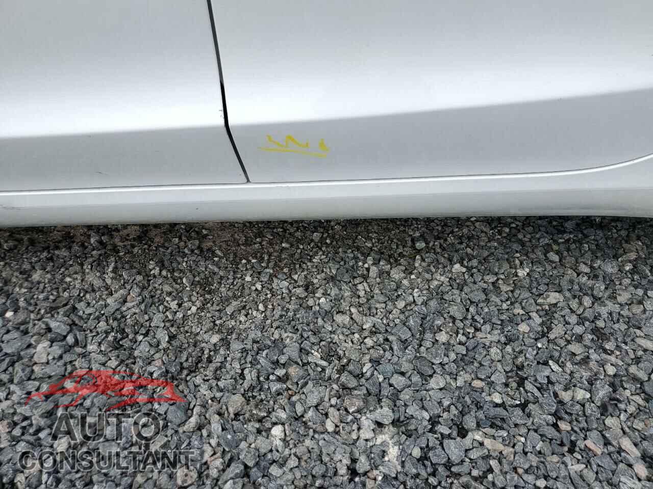 TESLA MODEL 3 2020 - 5YJ3E1EAXLF659084