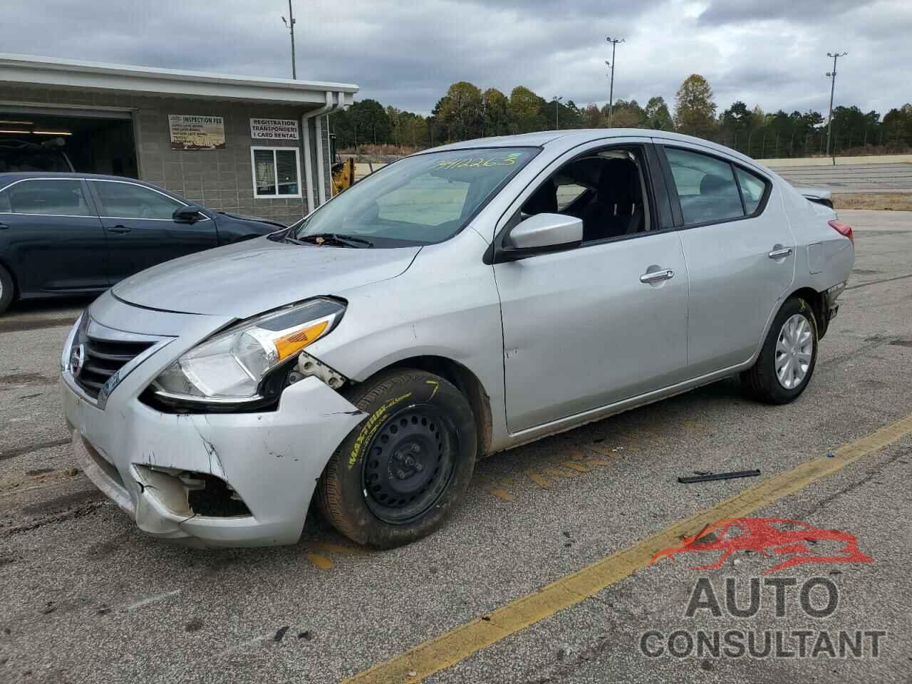 NISSAN VERSA 2018 - 3N1CN7AP6JK430454