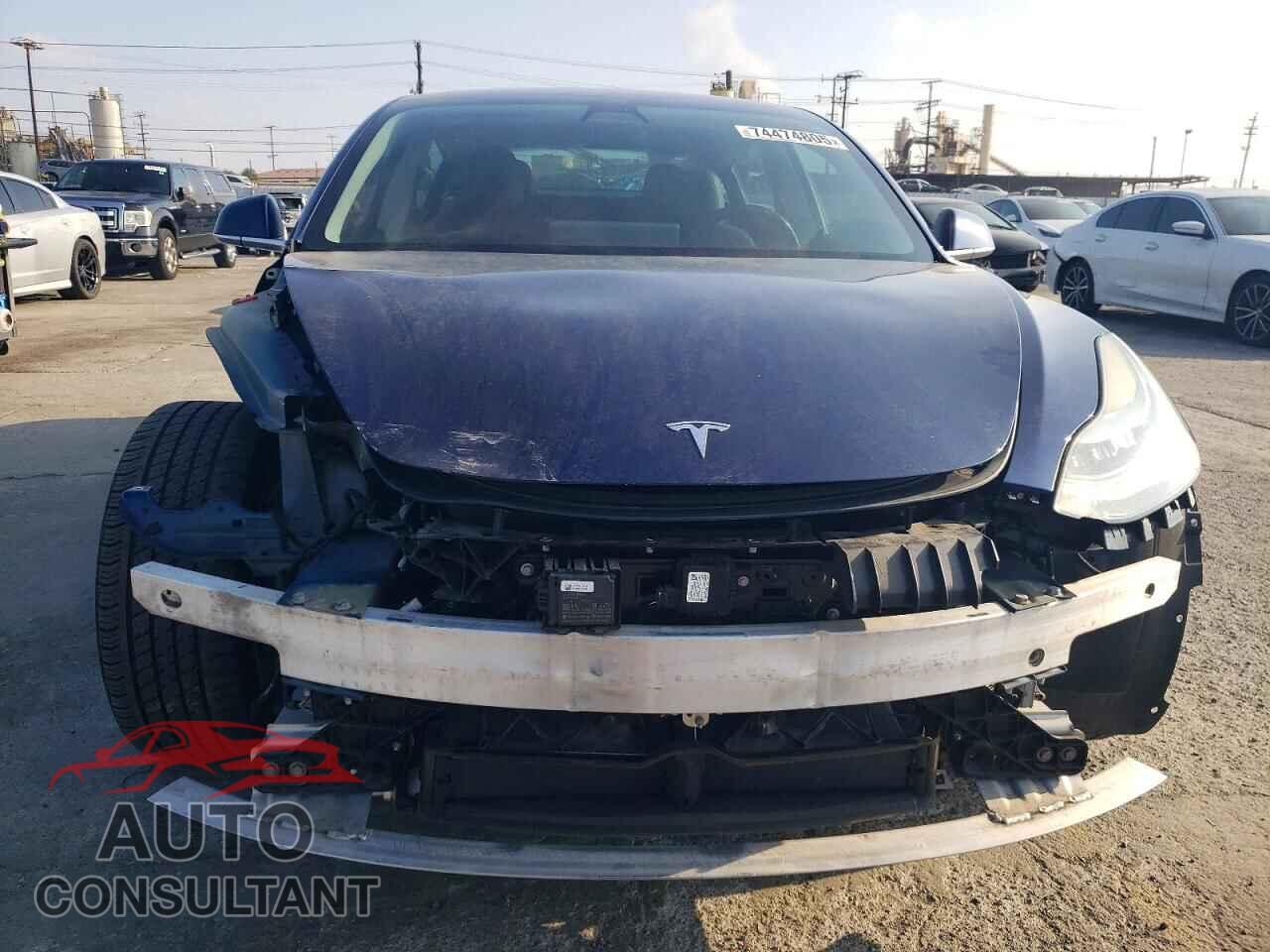 TESLA MODEL 3 2018 - 5YJ3E1EA1JF035896