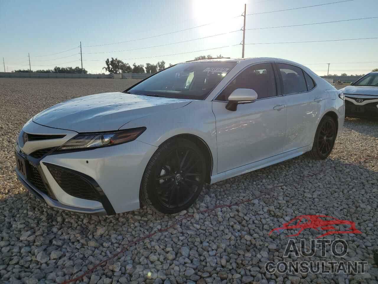 TOYOTA CAMRY 2024 - 4T1KZ1AK1RU090247
