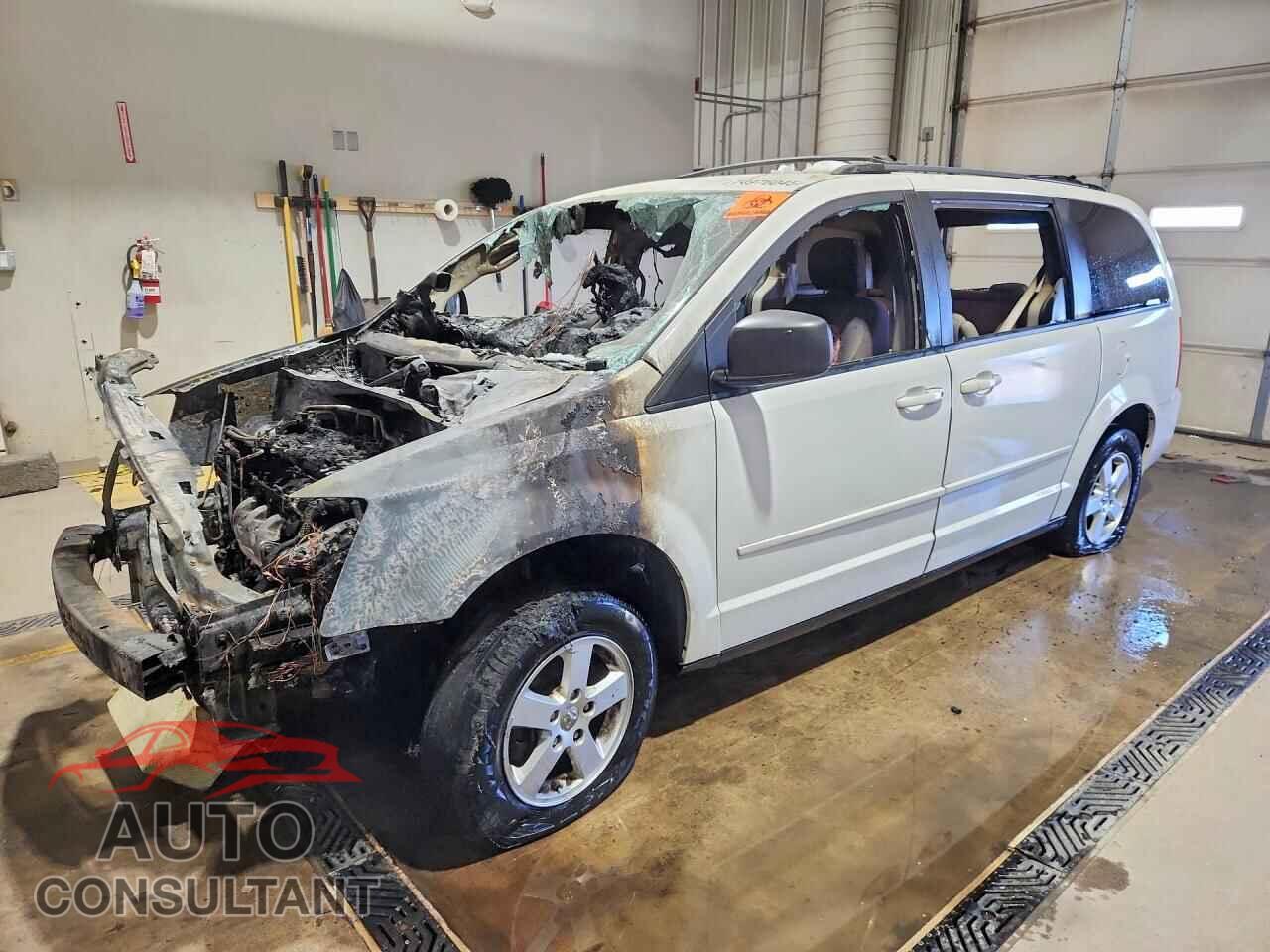 DODGE CARAVAN 2010 - 2D4RN4DE2AR223513