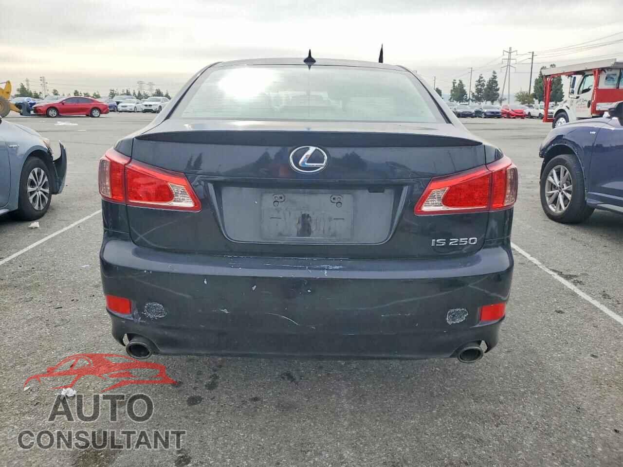 LEXUS IS 2012 - JTHBF5C26C5174940