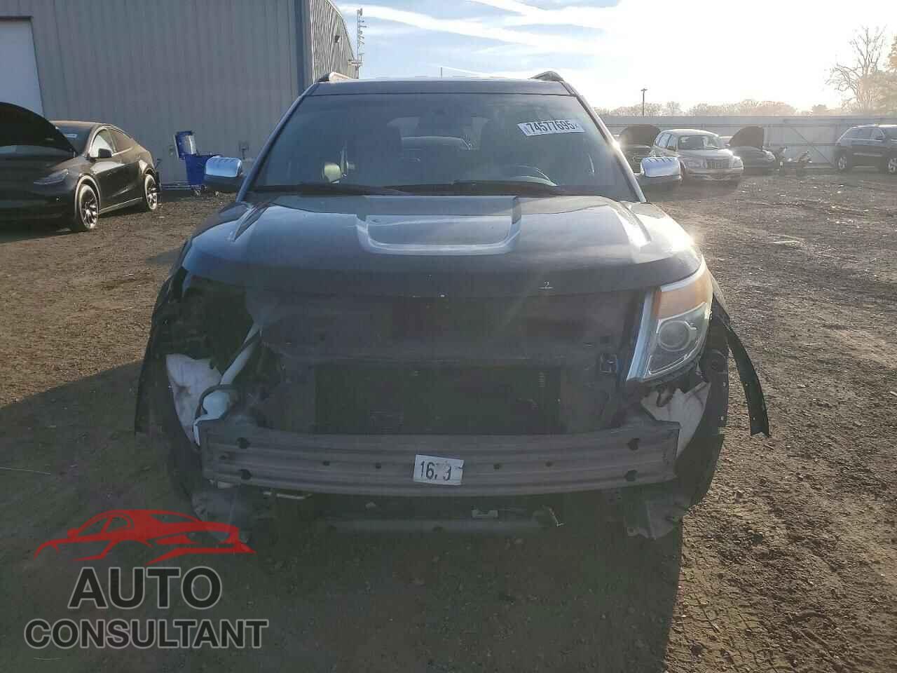 FORD EXPLORER 2012 - 1FMHK7B8XCGA39341