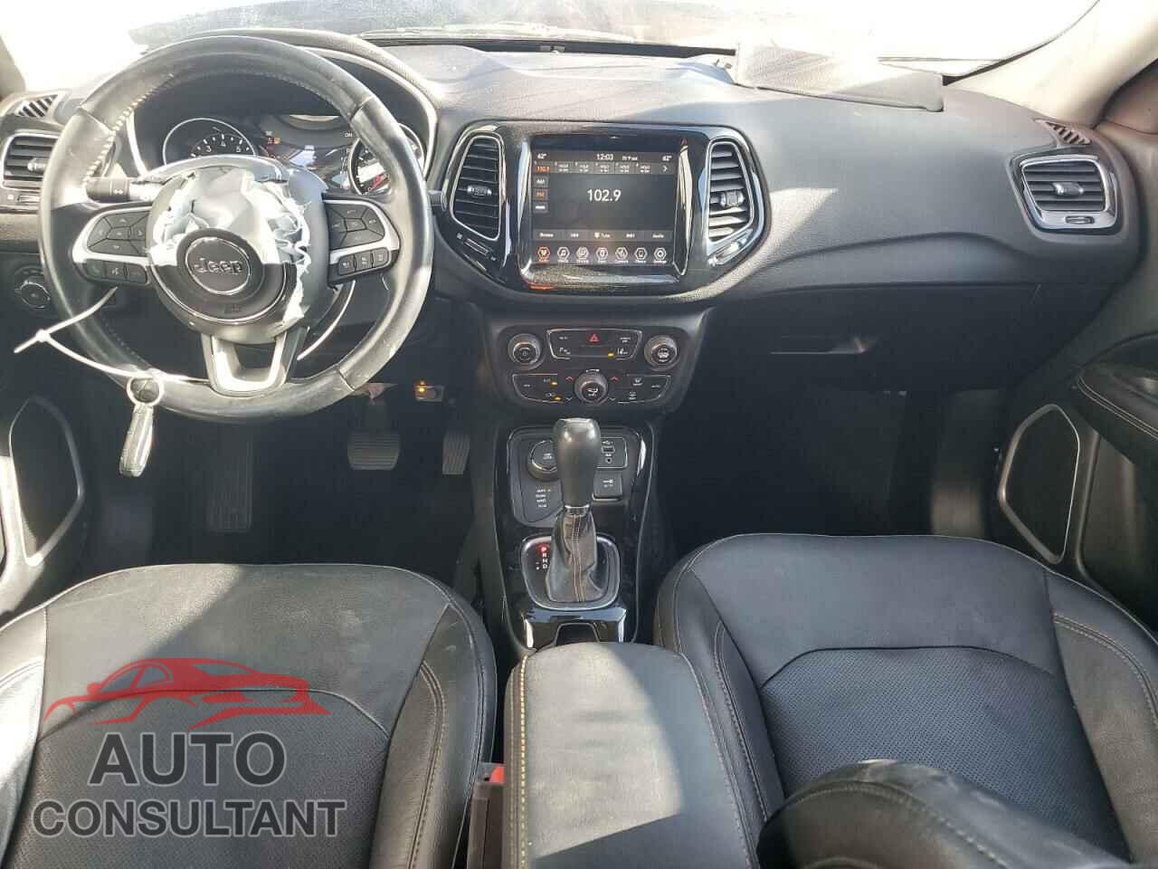 JEEP COMPASS 2021 - 3C4NJDCBXMT553531