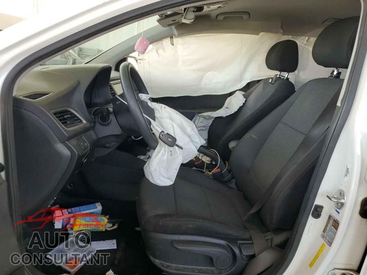HYUNDAI ACCENT 2019 - 3KPC24A38KE055314