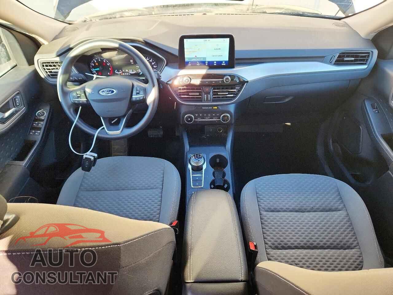 FORD ESCAPE 2020 - 1FMCU9G64LUA17621
