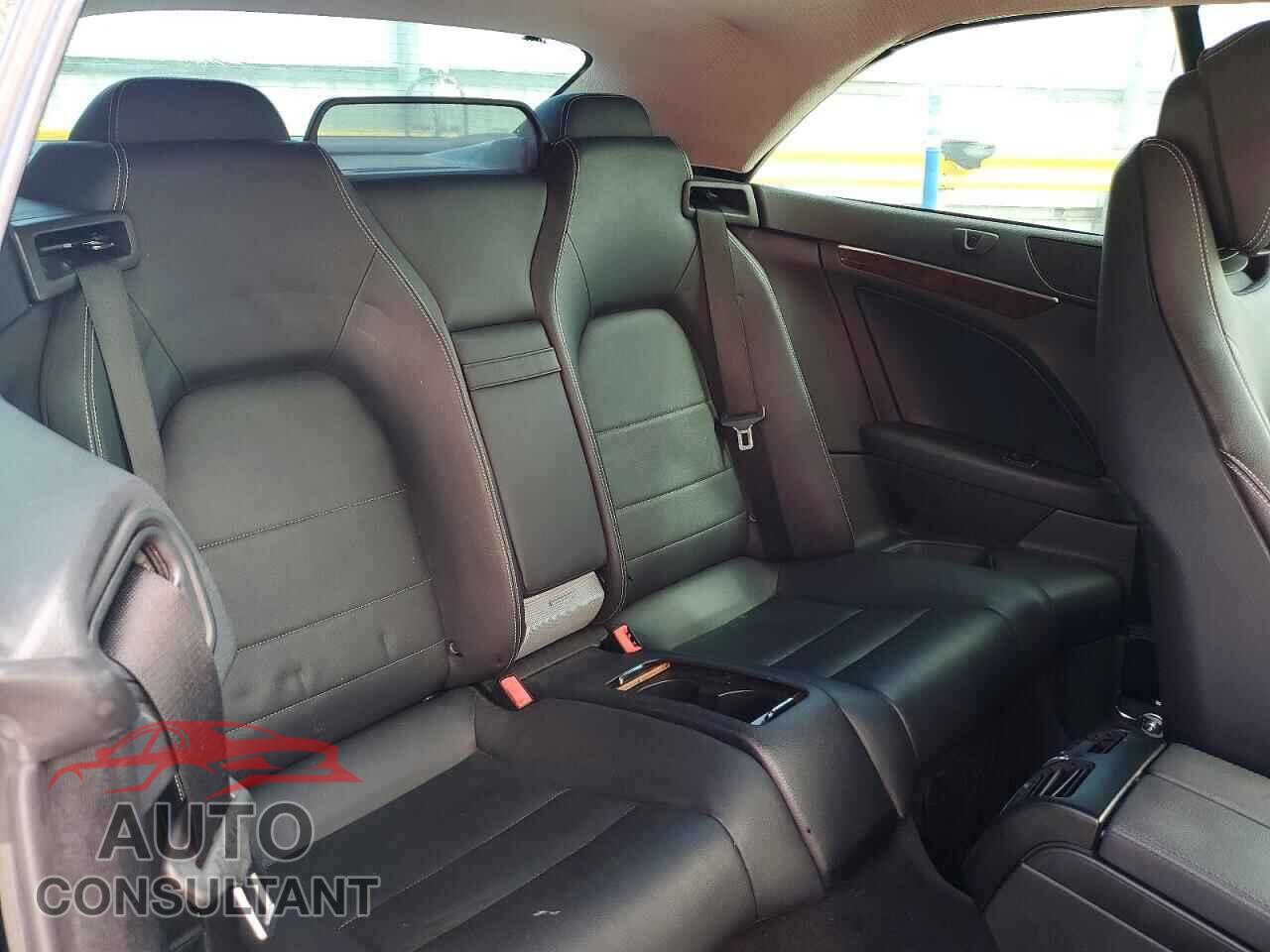 MERCEDES-BENZ E-CLASS 2012 - WDDKK5KF8CF157042
