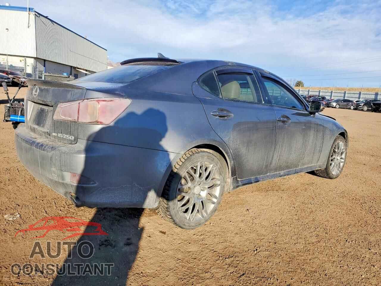 LEXUS IS 2012 - JTHCF5C2XC5059844