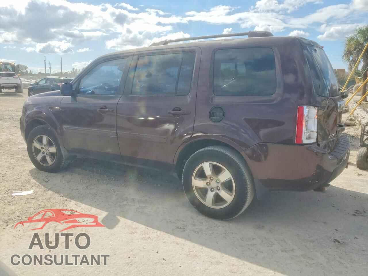 HONDA PILOT 2010 - 5FNYF3H40AB022772