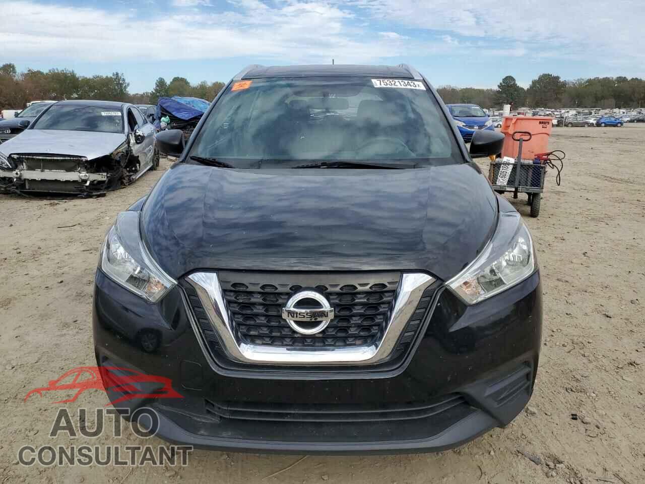 NISSAN KICKS 2019 - 3N1CP5CU3KL523610