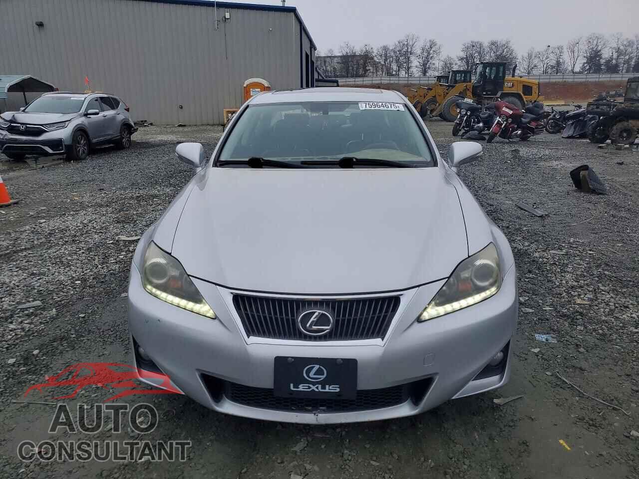 LEXUS IS 2013 - JTHCF5C2XD5060932