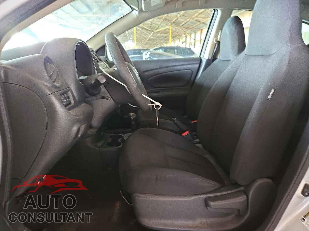 NISSAN VERSA 2017 - 3N1CN7AP3HL827057