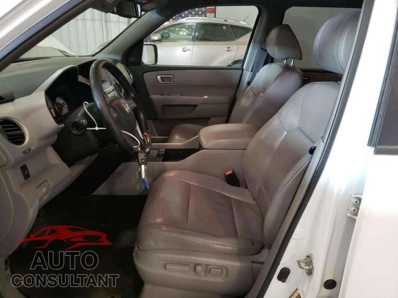 HONDA PILOT 2009 - 5FNYF48589B018219