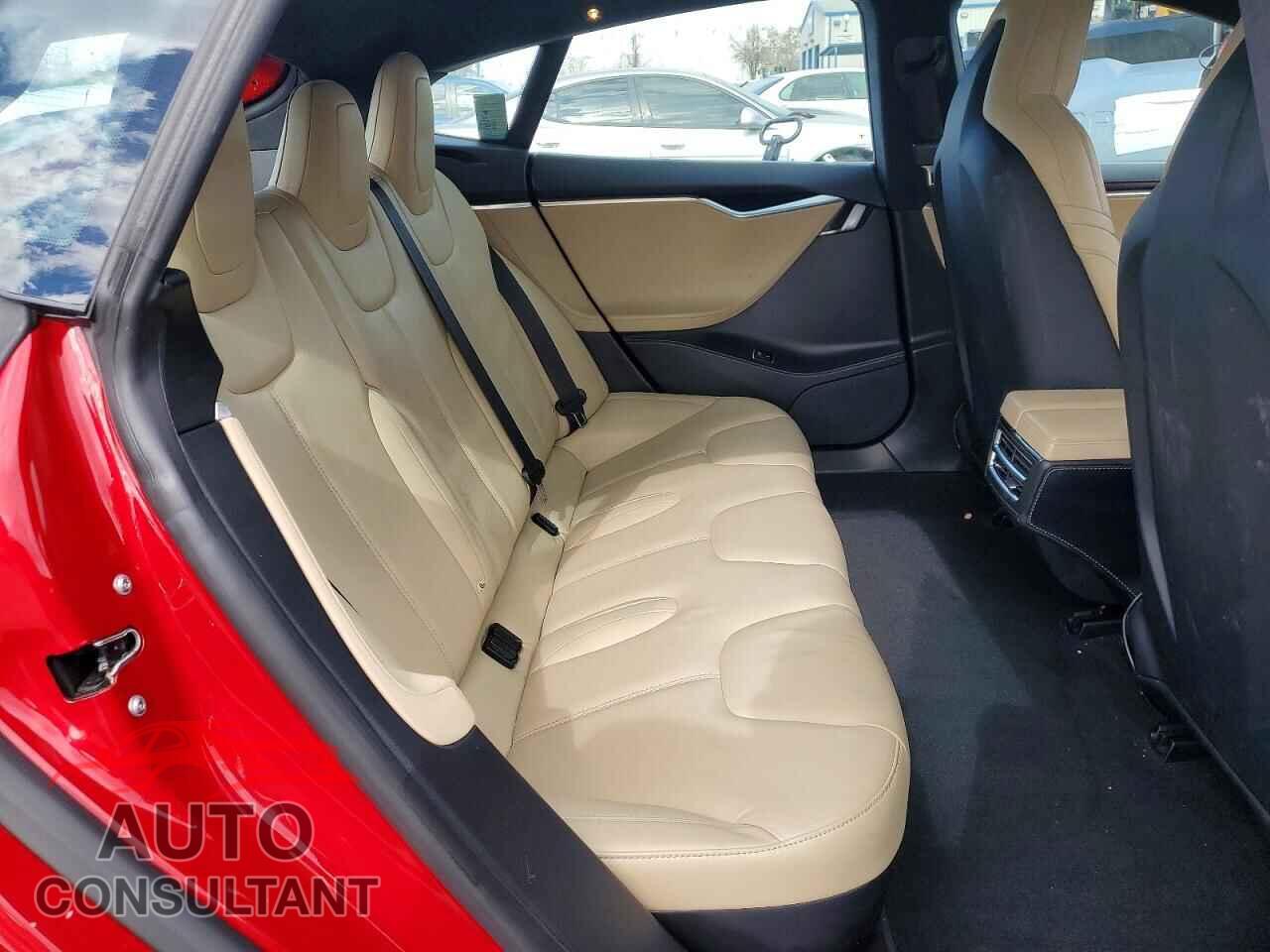 TESLA MODEL S 2015 - 5YJSA1E23FF101808