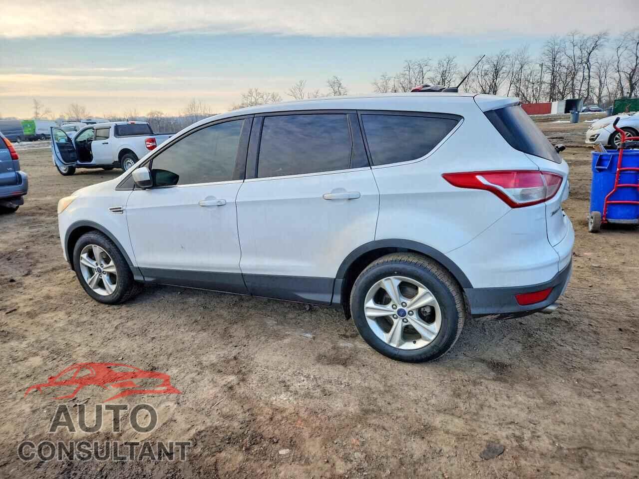 FORD ESCAPE 2016 - 1FMCU0GX7GUA36111