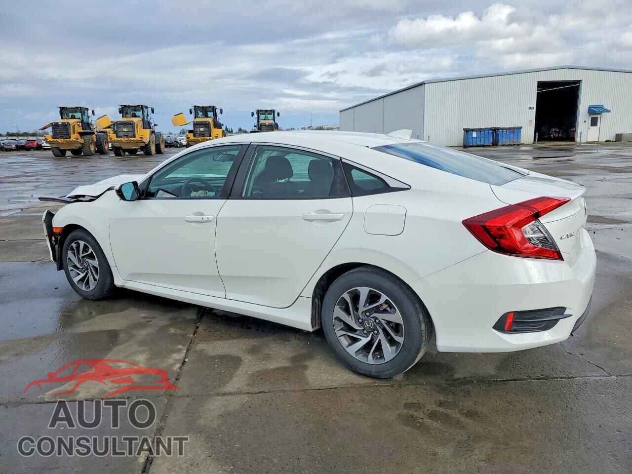 HONDA CIVIC 2018 - 19XFC2F77JE201355