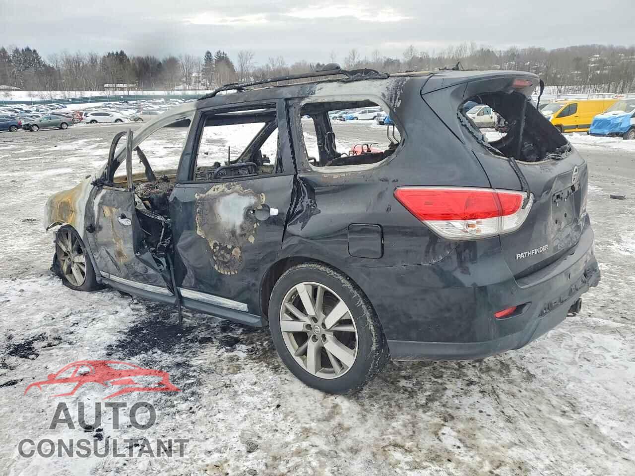 NISSAN PATHFINDER 2013 - 5N1AR2MM8DC658605