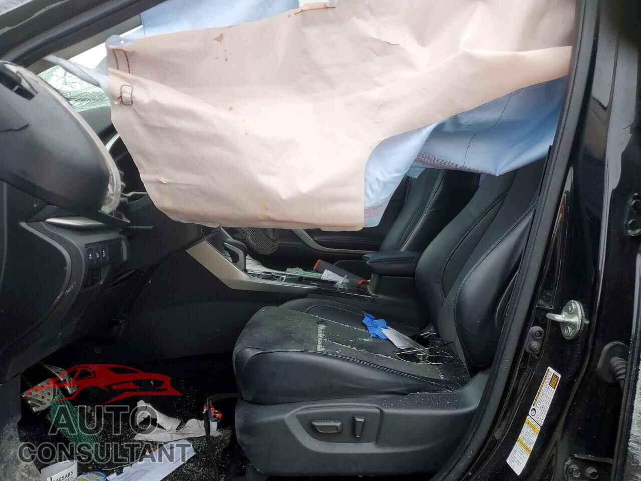 MITSUBISHI ECLIPSE 2023 - JA4ATWAA0PZ049477