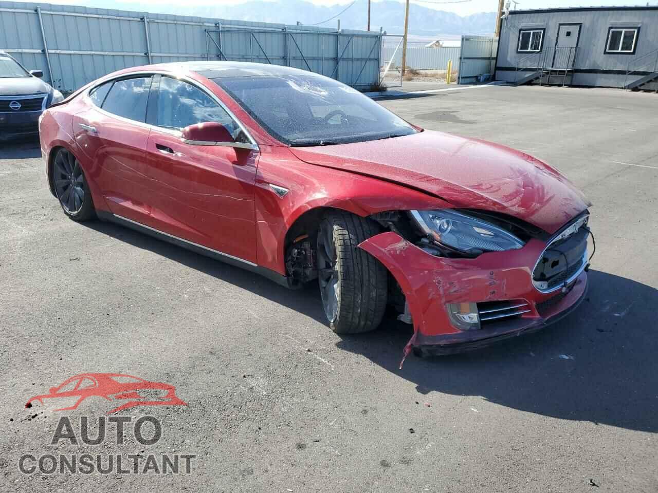 TESLA MODEL S 2014 - 5YJSA1H17EFP53123