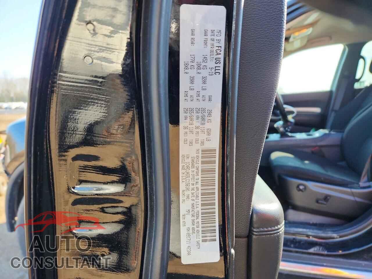 DODGE DURANGO 2020 - 1C4RDJAG5LC156101