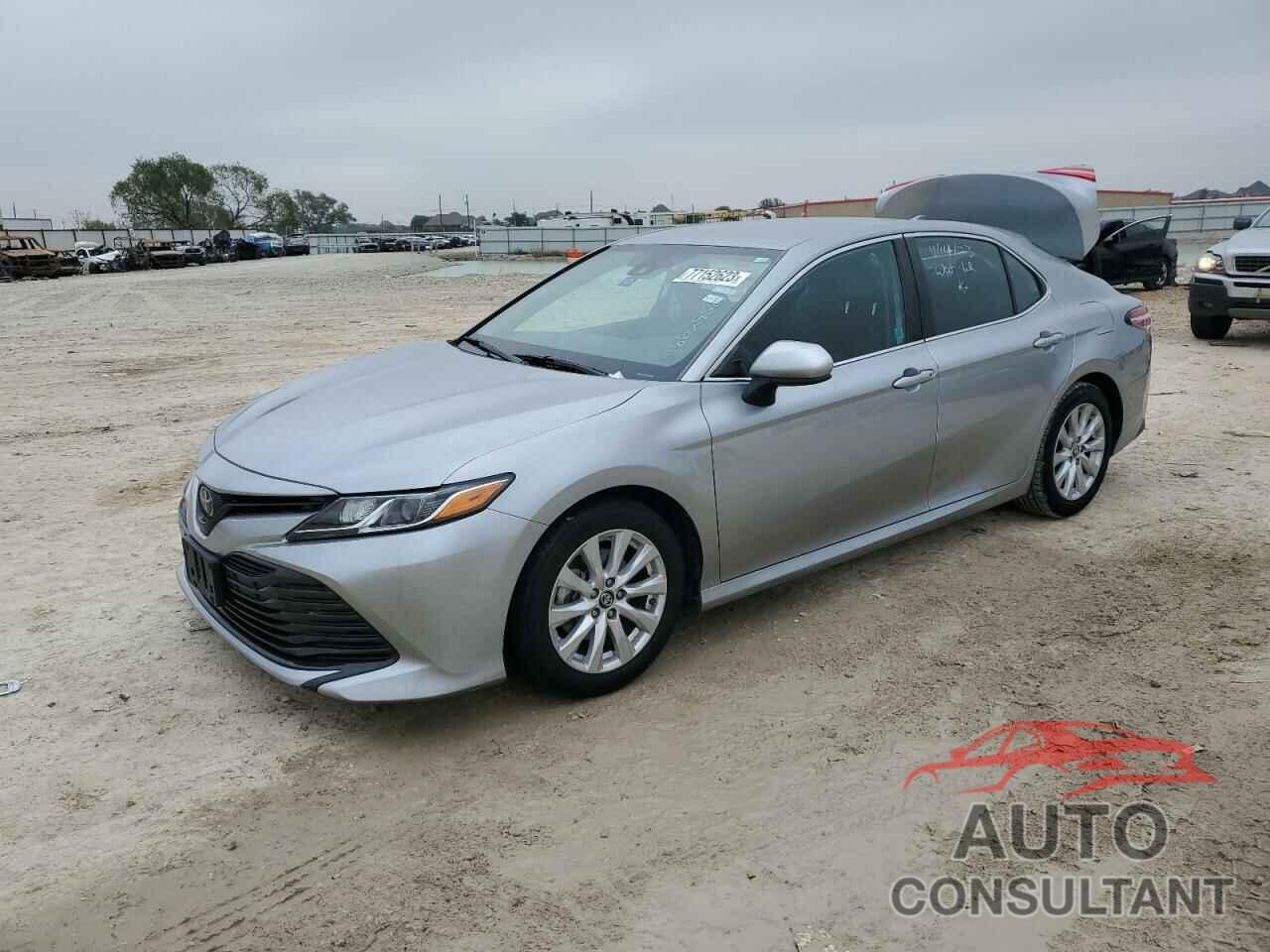 TOYOTA CAMRY 2019 - 4T1B11HK2KU770208