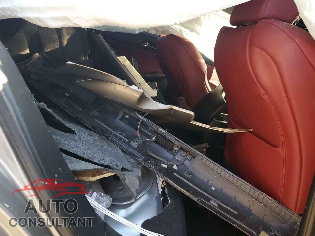 LEXUS IS 2015 - JTHBF1D20F5047113