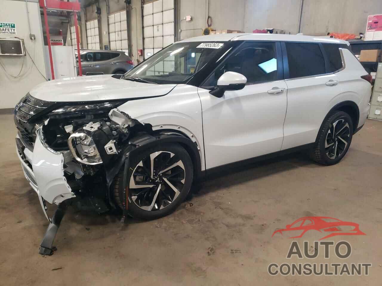MITSUBISHI OUTLANDER 2022 - JA4J4UA85NZ027082