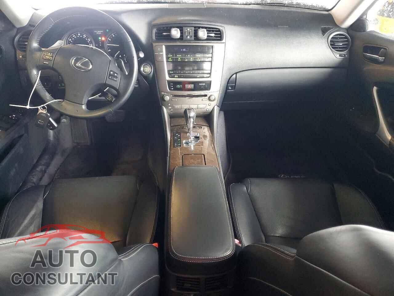 LEXUS IS 2010 - JTHBF5C25A5113561