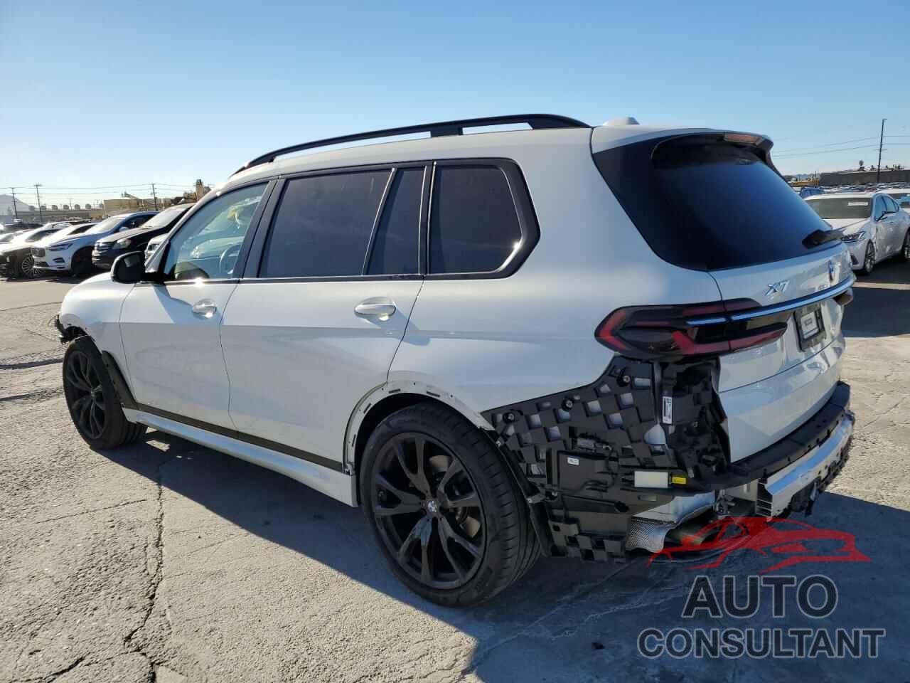 BMW X7 2023 - 5UX23EM08P9P42853