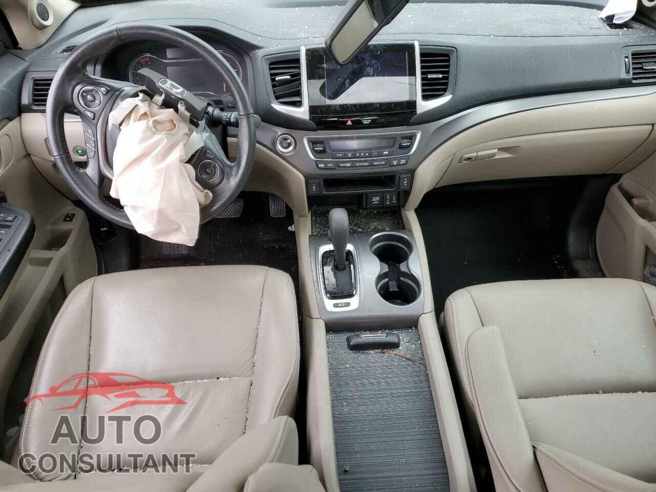 HONDA PILOT 2018 - 5FNYF6H59JB003440