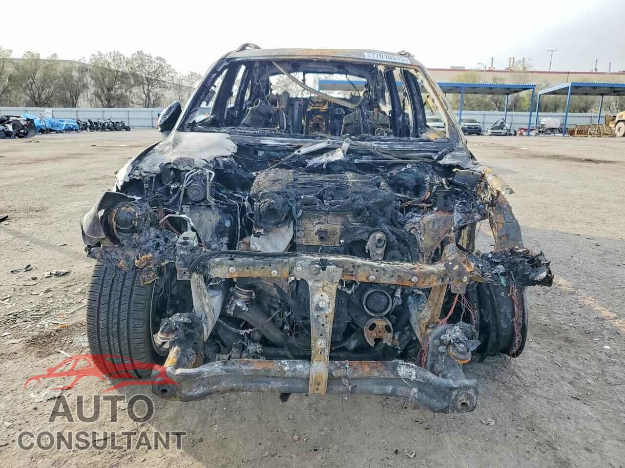 PORSCHE CAYENNE 2016 - WP1AA2A20GKA14748