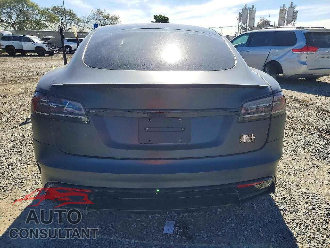 TESLA MODEL S 2026 - 5YJSA1E68TF555003