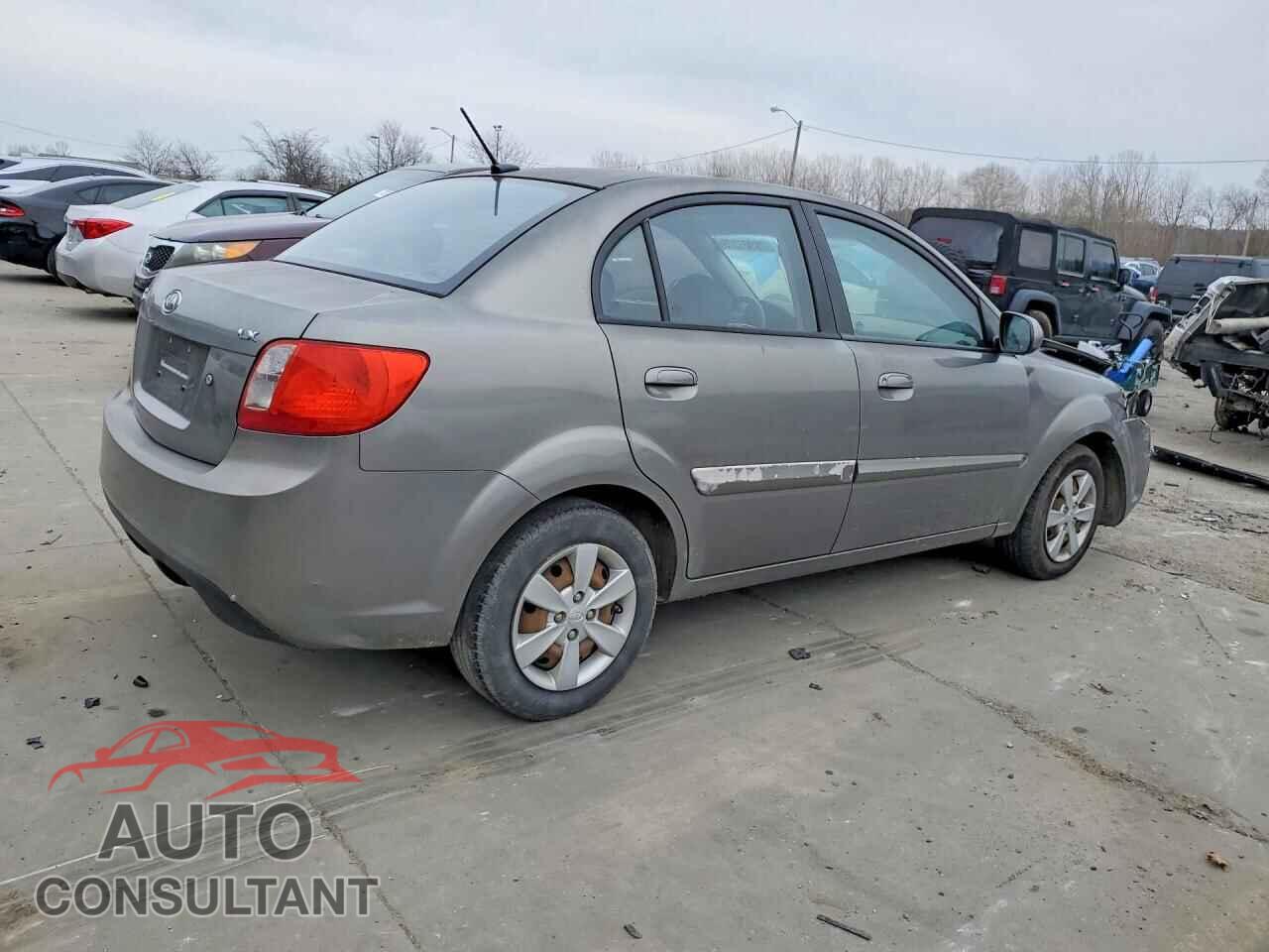 KIA RIO 2011 - KNADH4A39B6735812