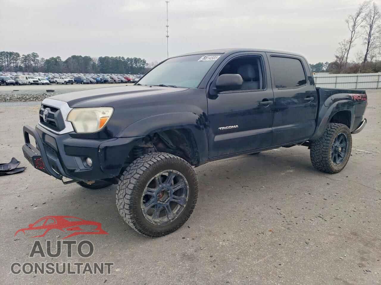 TOYOTA TACOMA 2015 - 5TFLU4EN8FX127186