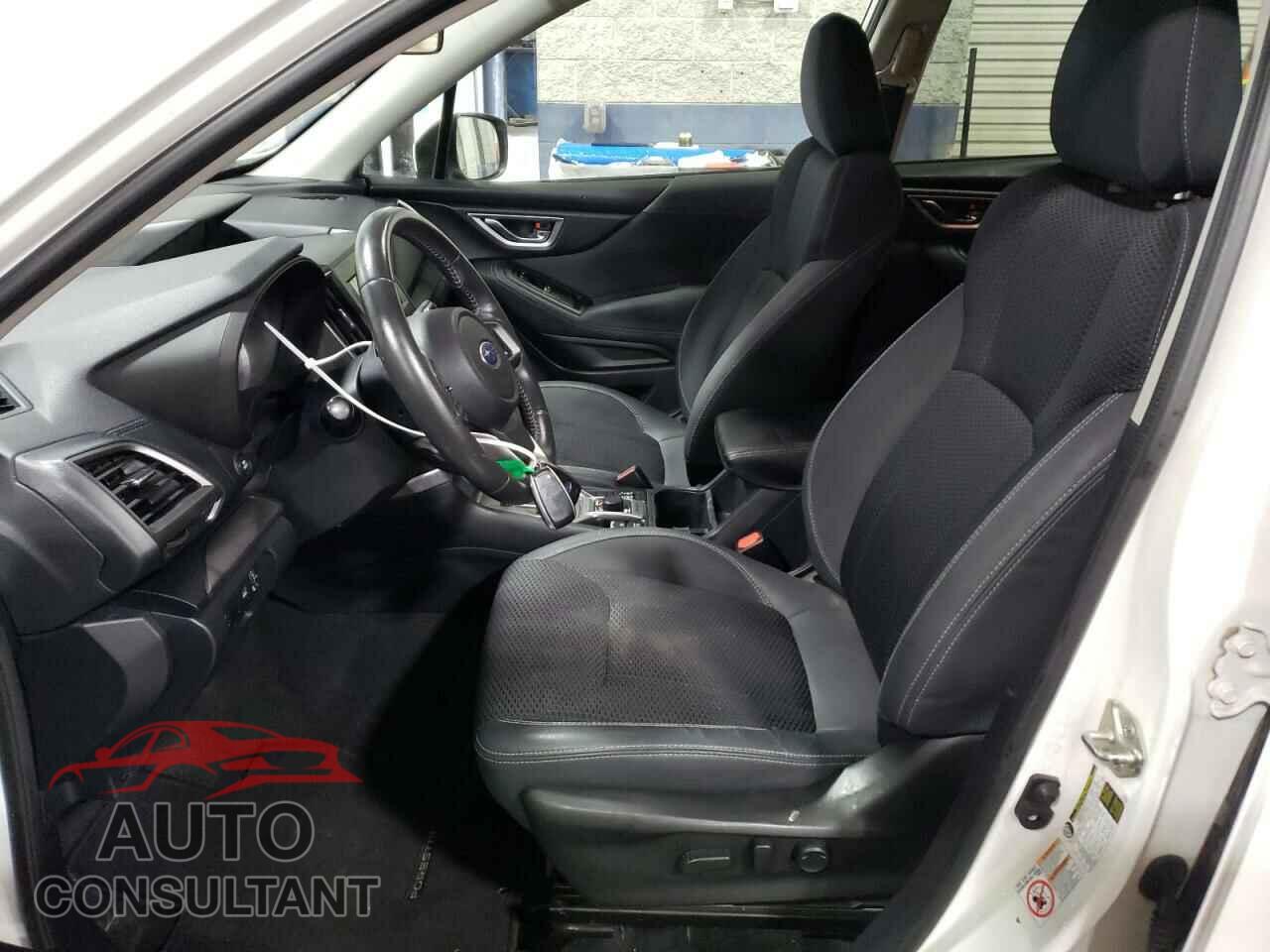 SUBARU FORESTER 2019 - JF2SKAGC7KH526446