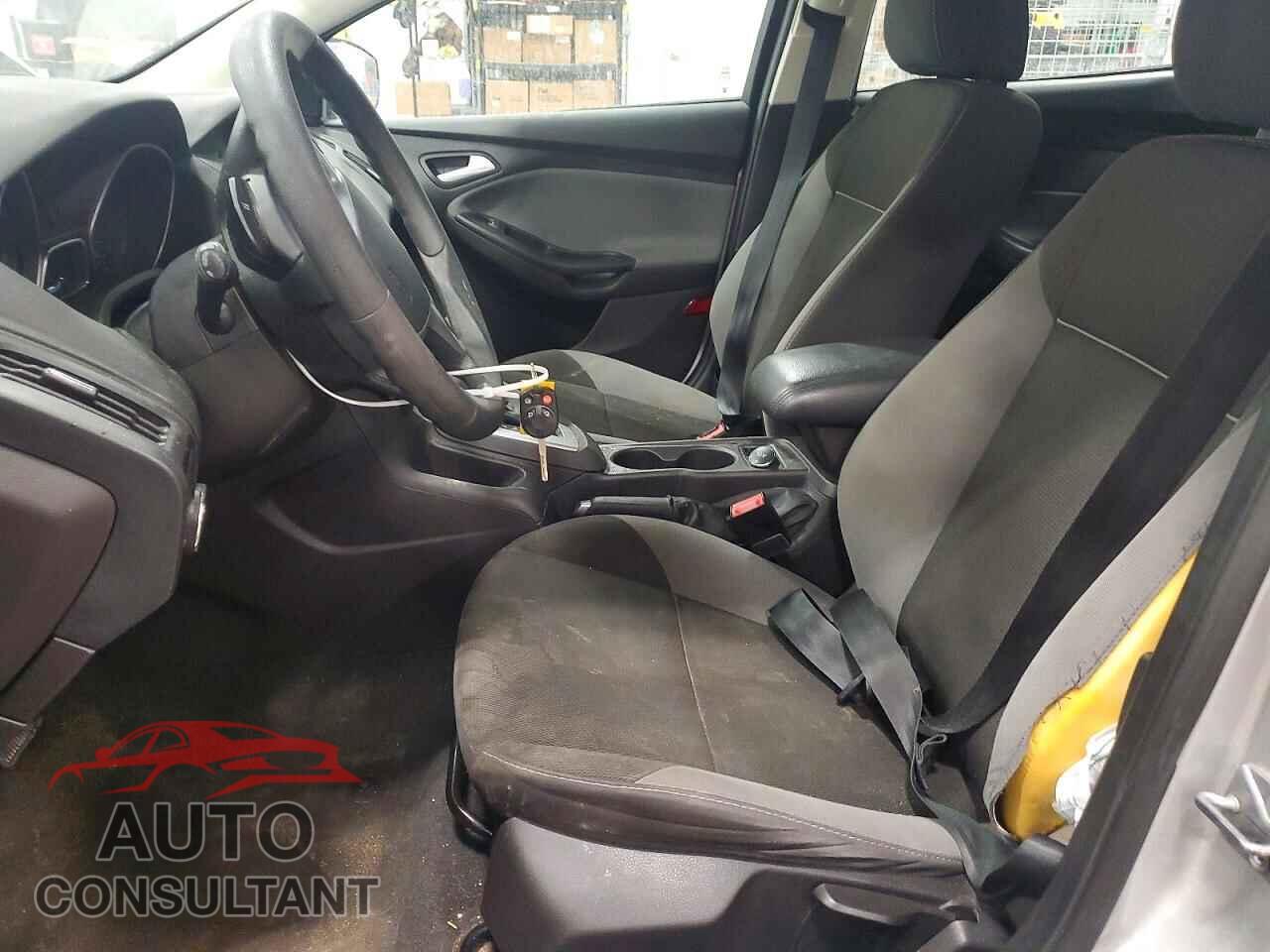FORD FOCUS 2013 - 1FADP3F26DL260825