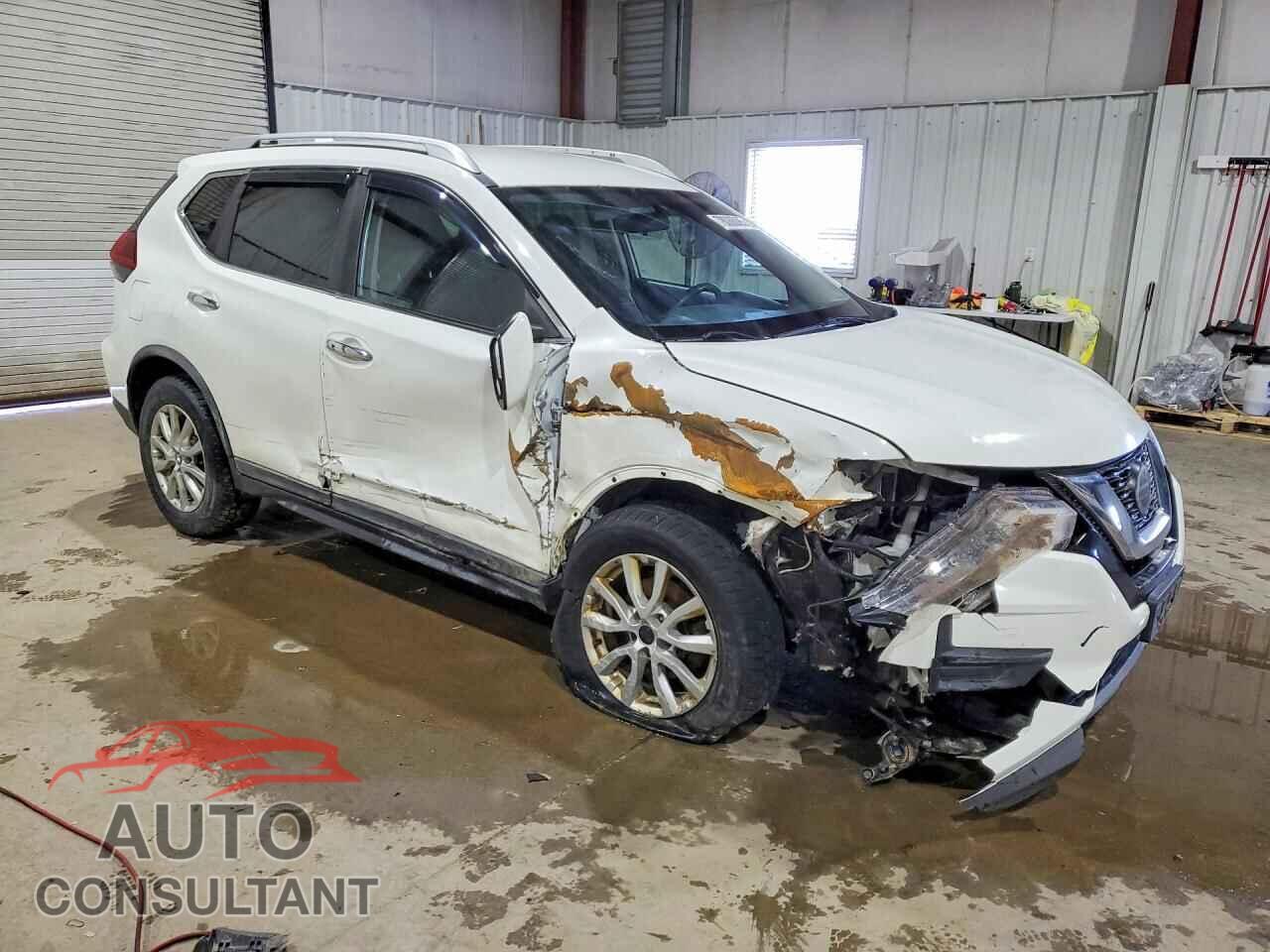 NISSAN ROGUE 2018 - KNMAT2MV6JP557503