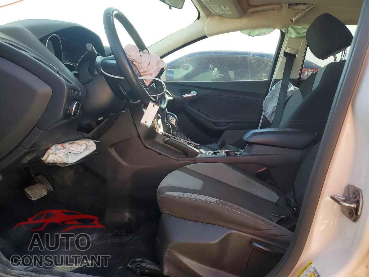 FORD FOCUS 2014 - 1FADP3F23EL407040