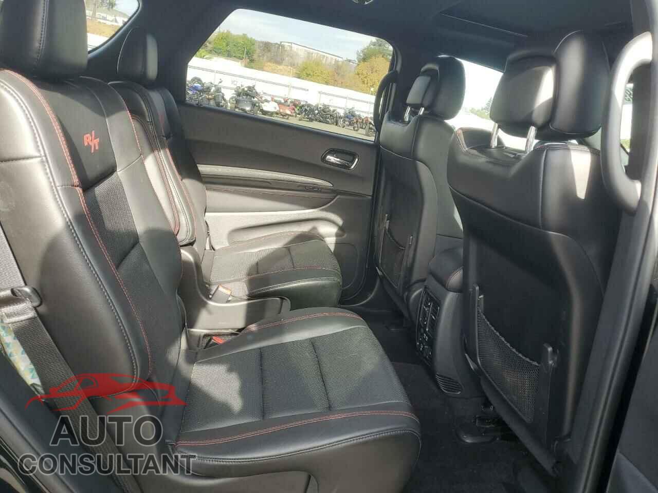 DODGE DURANGO 2018 - 1C4SDJCT8JC340988