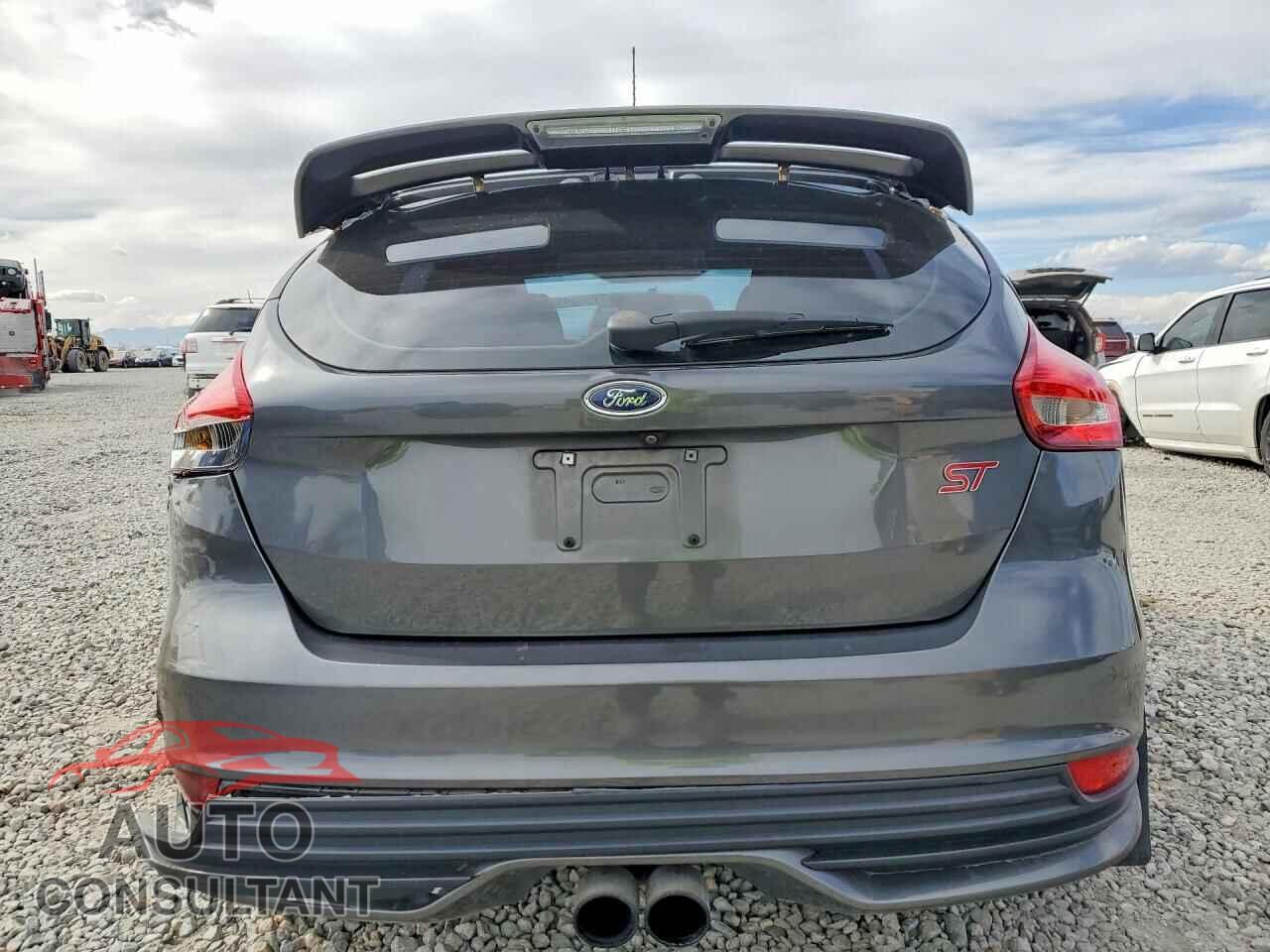 FORD FOCUS 2017 - 1FADP3L90HL343013