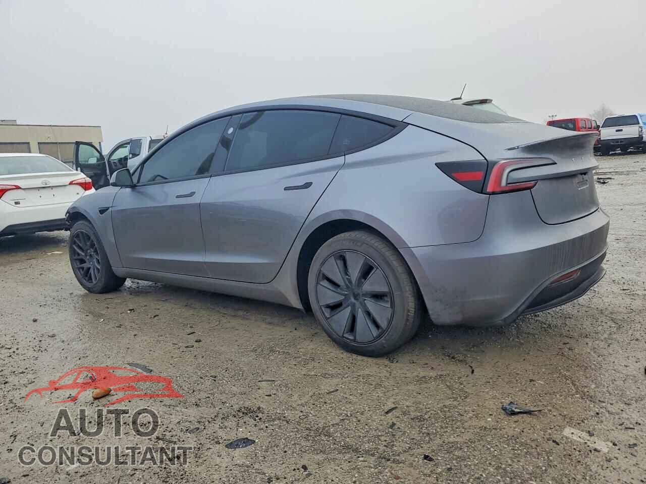 TESLA MODEL 3 2025 - 5YJ3E1EA8SF899989