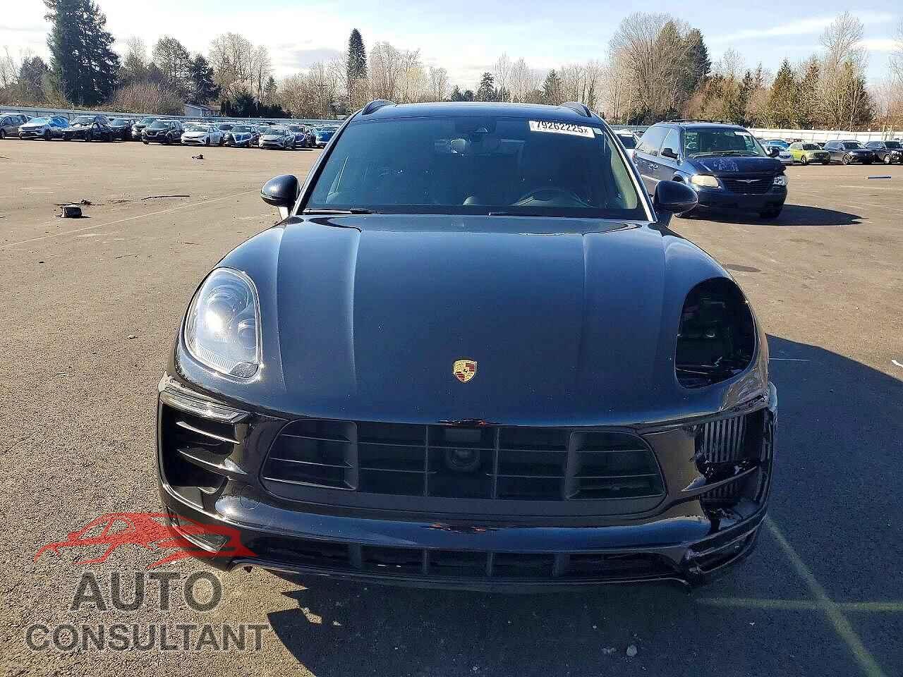 PORSCHE MACAN 2018 - WP1AG2A53JLB65514