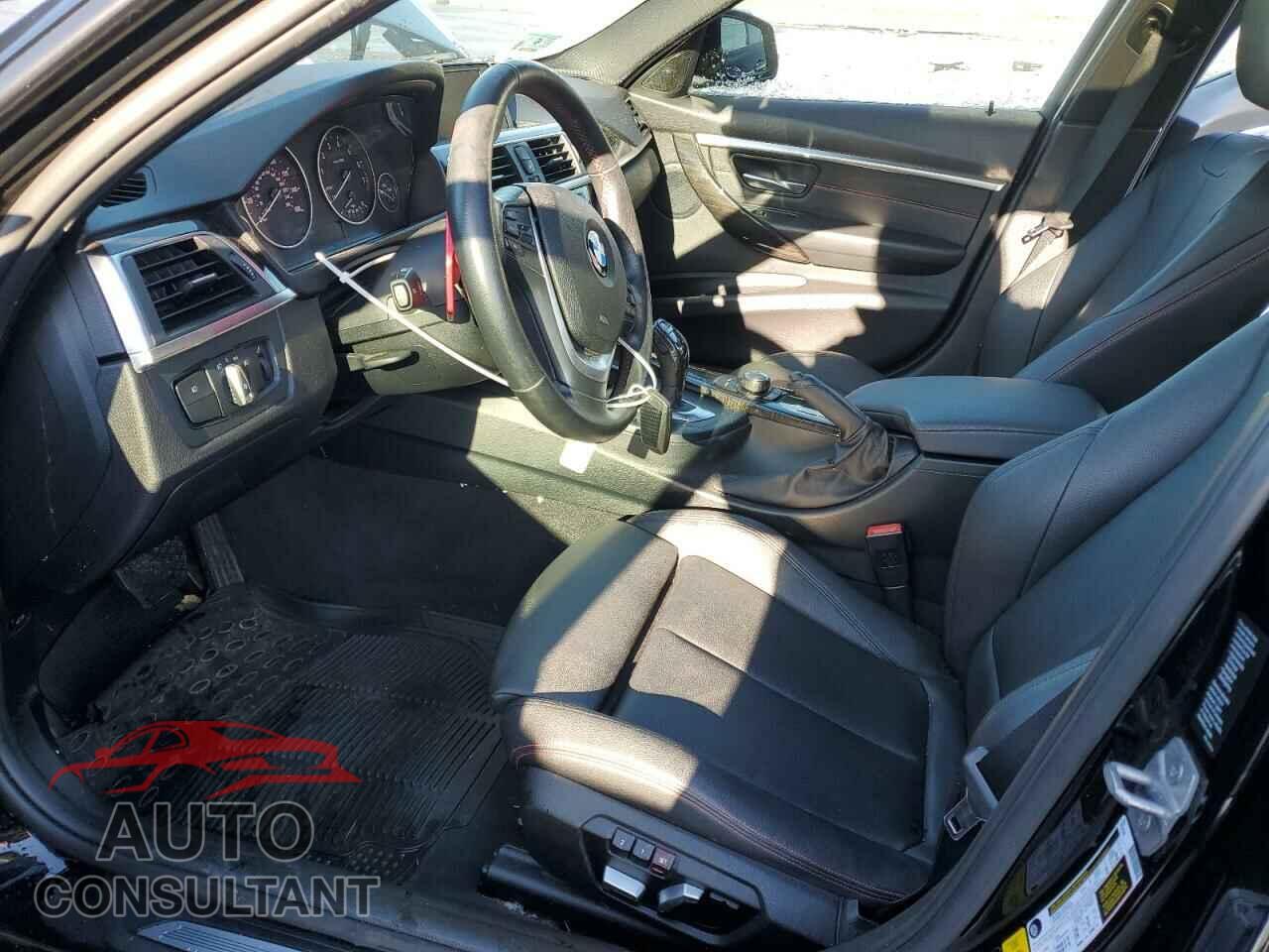 BMW 3 SERIES 2016 - WBA8E3G51GNU02692