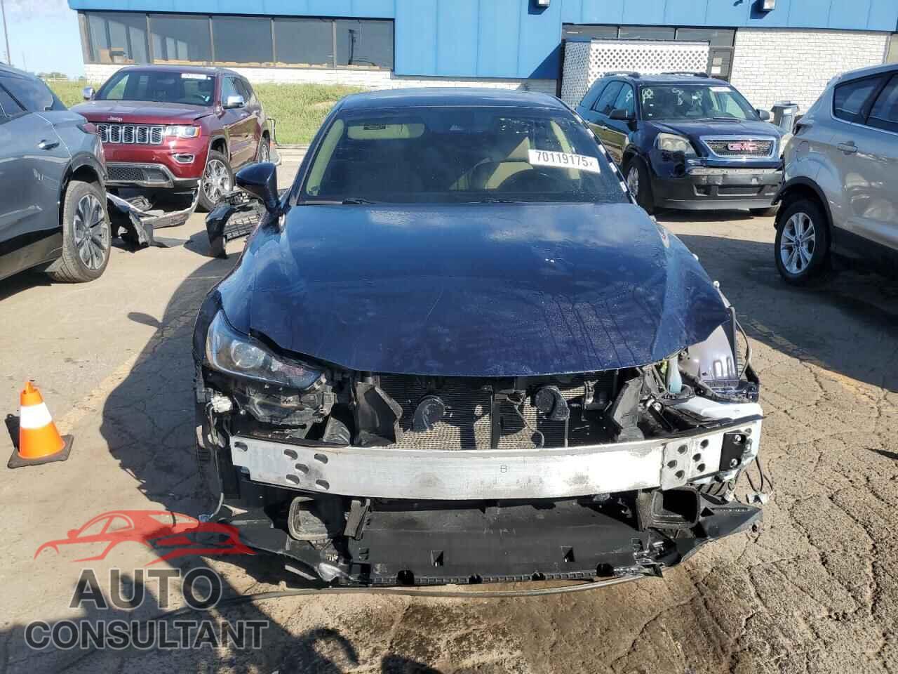 LEXUS IS 2017 - JTHCM1D25H5019336